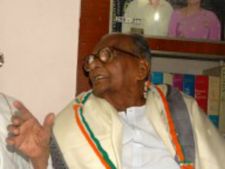 ಬೆಂಗಳೂರು ವಿಮಾನ ನಿಲ್ದಾಣಕ್ಕೆ ಚಾಲುಕ್ಯರ, ರಾಷ್ಟ್ರಕೂಟರ ಹೆಸರಿಡಿ: ಪಾಪು 