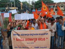 'ಹಿಂದೂ ಸಮಾಜಕ್ಕೆ ಮೌಢ್ಯನಿಷೇಧ ಕಾಯ್ದೆ ಮಾರಕ'