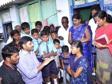 ಶೌಚಾಲಯಕ್ಕಾಗಿ ಉಪವಾಸ ಕುಳಿತ ವಿದ್ಯಾರ್ಥಿನಿ ಮಲ್ಲಮ್ಮ!