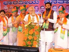 ಸರ್ಕಾರದ ಸಾಧನೆಯ ಅಂಕಿ ಅಂಶಗಳನ್ನು ತನ್ನಿ : ಯಡಿಯೂರಪ್ಪ ಸವಾಲು 