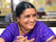 ಸಾಹಿತಿ ಭುವನೇಶ್ವರಿ ಹೆಗಡೆ ಕಾರಂತ ಪೀಠದ ನಿರ್ದೇಶಕಿ