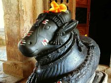 ಕಳ್ಳರ ಕೈ ಚಳಕ: ಮಂಡ್ಯದಲ್ಲಿ ಒಂದೇ ರಾತ್ರಿ 8 ದೇಗುಲದಲ್ಲಿ ಕಳವು