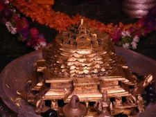ನವರಾತ್ರಿಗೆ ಸಿದ್ಧಗೊಂಡಿದೆ ಹೆಬ್ಬೂರು ಶ್ರೀಚಕ್ರ ಕಾಮಾಕ್ಷಿ ದೇಗುಲ  