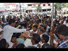 ಮಂಡ್ಯದಲ್ಲಿ ಶುಕ್ರವಾರವೂ ಮುಂದುವರಿಯಿತು ಕಾವೇರಿ ಆಕ್ರೋಶ