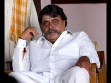 ಅಮೆರಿಕದ 'ಅಕ್ಕ' ನವರ ಅಕ್ಕರೆಗೆ ಮನಸೋತ ಅಂಬರೀಷ
