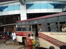 ಕಾವೇರಿ ವಿವಾದ : ಹೊಸೂರು, ಮೈಸೂರು ರಸ್ತೆಗೆ ಕಾಲಿಡಬೇಡಿ!