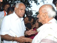 ಪ್ರತಿ ಎಕರೆಗೆ 25 ಸಾವಿರ ರು. ಪರಿಹಾರ ಘೋಷಿಸಿ : ಮಾದೇಗೌಡ