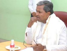 ವೈಮಾನಿಕ ಸಮೀಕ್ಷೆ : ಕಲಬುರಗಿ-ಬೀದರ್ ಗೆ ಸಿಎಂ ಸಿದ್ದರಾಮಯ್ಯ ಭೇಟಿ