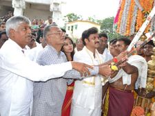  'ಕಾವೇರಿ ಕಣ್ಣೀರಿ'ಗೆ ಸಾಕ್ಷಿಯಾದ ಮಂಡ್ಯ ದಸರಾ
