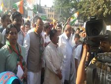 ಬಾಡಿಗೆ ಪ್ರತಿಭಟನಾಕಾರರು : ಕಾಂಗ್ರೆಸ್ ಬಣ್ಣ ಬಯಲು?
