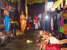 ಉಡುಪಿಯ ಶ್ರೀಕೃಷ್ಣ ಮಠದದಲ್ಲಿ ಮಡೆಸ್ನಾನದ ಬದಲಿಗೆ ಎಡೆಸ್ನಾನ