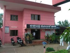 ಪೊಲೀಸ್ ಅಧಿಕಾರಿಯೊಬ್ಬರ ಪುತ್ರ ಕಂಠಪೂರ್ತಿ ಕುಡಿದು ಮಾಡಿದ್ದೇನು?