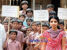 ಸ್ನೇಹಿತನ ಮದುವೆಗೆ ಬಂದು ಹಳ್ಳಿಯ ಹಣೆಬರಹ ಬದಲಿಸಿದ ಯುವತಿ! 