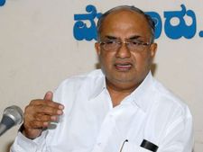 ಸಹಕಾರಿ ಸಚಿವ  ಮಹದೇವ ಪ್ರಸಾದ್ ಹೃದಯಾಘಾತದಿಂದ ನಿಧನ