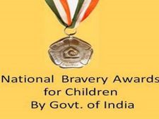 ತಮ್ಮನ ಪ್ರಾಣ ಉಳಿಸಿದ ಹುಬ್ಬಳ್ಳಿ ಹುಡುಗಿಗೆ ಶೌರ್ಯ ಪ್ರಶಸ್ತಿ