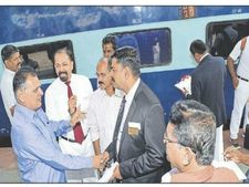 ಚಿಂತೆ ಬಿಡಿ, ಇನ್ಮುಂದೆ ರೈಲ್ವೆಗಳಲ್ಲಿ ಕ್ಯಾಪ್ಟನ್ ಇರುತ್ತಾರೆ..! 