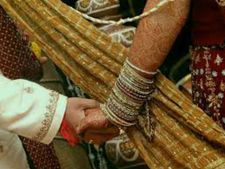 ದಾವಣಗೆರೆಯಲ್ಲಿ ತಂದೆ, ತಾಯಿ, ಬಂಧು-ಬಳಗವಿಲ್ಲದ ನೇತ್ರಾಳ ಮದುವೆ