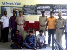 ರಾಮನಗರದಲ್ಲಿ ಮೂವರು ಹೆದ್ದಾರಿ ದರೋಡೆಕೋರರ ಬಂಧನ