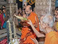 ಅಮೆರಿಕಾದ ಎಡಿಸನ್ ನಲ್ಲಿ ಕೃಷ್ಣಾವತಾರ