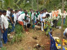 'ತಿಥಿ ಬಿಡಿ, ಸಸಿ ನೆಡಿ...' ಮಂಡ್ಯದಲ್ಲೊಂದು ವಿಭಿನ್ನ ಕಾರ್ಯಕ್ರಮ