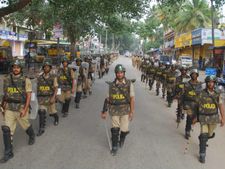 ಕಾವೇರಿ ವಿವಾದ: ಮಂಡ್ಯ ಜಿಲ್ಲೆಯಾದ್ಯಂತ ಬಿಗಿ ಪೊಲೀಸ್ ಬಂದೋಬಸ್ತ್! 