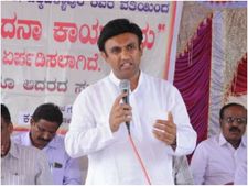 ರಾಜೀನಾಮೆ ನಿರ್ಧಾರದಿಂದ ಹಿಂದೆ ಸರಿದ ಚಿಕ್ಕಬಳ್ಳಾಪುರ ಶಾಸಕ ಸುಧಾಕರ್ 