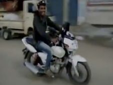 ಹಾಸನ: ಪೊಲೀಸಪ್ಪನ ಕೋಬ್ರಾ ಬೈಕ್ ಕಸಿದು ರೌಂಡ್ ಹಾಕಿದ ಭೂಪ! 