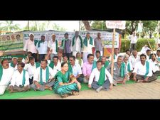 ಧರಣಿಗೆ ಕೊನೆಯಿಲ್ಲ, ಸರ್ಕಾರದ ಮನಸ್ಸು ಕರಗಿಲ್ಲ!