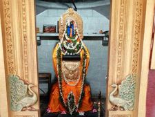 ದಾವಣಗೆರೆ ಜಯಚಾಮರಾಜೇಂದ್ರ ಎಕ್ಸ್ ಟೆನ್ಷನ್ ನಲ್ಲಿ ರಾಯರ ಆರಾಧನೆ