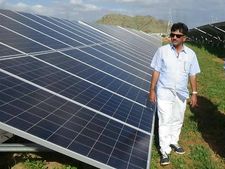 ಚಿತ್ರಗಳು : ಪಾವಗಡ ಸೋಲಾರ್ ಪಾರ್ಕ್‌ಗೆ ಡಿಕೆ ಶಿವಕುಮಾರ್ ಭೇಟಿ