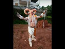 ಉಡುಪಿ: ಈ ಬಾರಿ ಜನ್ಮಾಷ್ಟಮಿಗೆ ಕ್ರಾಂಪಸ್ ವೇಷದಲ್ಲಿ ಮಿಂಚಿದ ರವಿ ಕಟ್ಪಾಡಿ