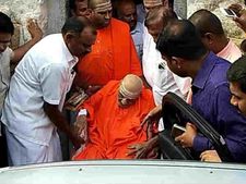 ಸಿದ್ದಗಂಗಾ ಶ್ರೀಗಳಿಗೆ ಅನಾರೋಗ್ಯ; ಬೆಂಗಳೂರಿನ ಬಿಜಿಎಸ್ ಆಸ್ಪತ್ರೆಗೆ ರವಾನೆ