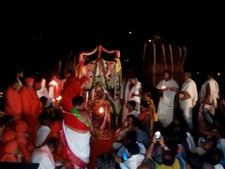 ಹಂಪಿ ಉತ್ಸವಕ್ಕೂ ಮುನ್ನ ತುಂಗಾರತಿ ಉತ್ಸವ ಆಚರಣೆ 