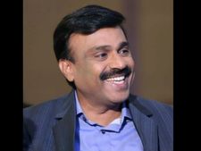 ಸಿದ್ದರಾಮಯ್ಯ ಅಯೋಗ್ಯ ಮುಖ್ಯಮಂತ್ರಿ: ಗಾಲಿ ರೆಡ್ಡಿ ವಾಗ್ದಾಳಿ