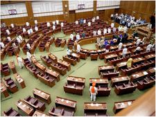 ಪಟ್ಟು ಬಿಡದ ರಮೇಶ್ ಕುಮಾರ್ ಮತ್ತು ಬೆಳಗಾವಿ ಅಧಿವೇಶನದ 9 ಅಂಶಗಳು