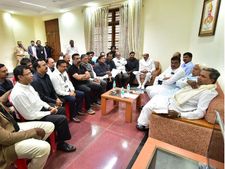 ಆರೋಗ್ಯ ಎಮರ್ಜೆನ್ಸಿ: ಸತ್ತವರ ಸಂಖ್ಯೆ 15ಕ್ಕೆ ಏರಿಕೆ