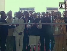 ಹೈದರಾಬಾದ್ ಮೆಟ್ರೋ ಉದ್ಘಾಟಿಸಿದ ಪ್ರಧಾನಿ ಮೋದಿ
