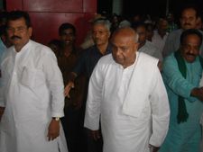 ಹಲವು ವದಂತಿಗಳಿಗೆ ತೆರೆ ಎಳೆದ ದೇವೇಗೌಡರು!