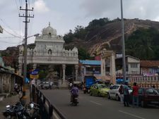 ಶ್ರವಣಬೆಳಗೊಳ : ಮಹಾಮಸ್ತಕಾಭಿಷೇಕ ಲೈವ್ ನೋಡಿ