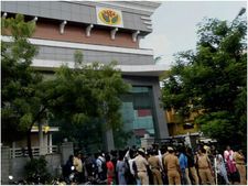 ಚೆನ್ನೈನಲ್ಲಿ ಮತ್ತೆ ಐಟಿ ಆಟ: ಶಶಿಕಲಾಗೆ ಶುರುವಾಯ್ತು ಶನಿಕಾಟ!?