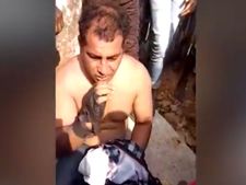 ಚಿಕ್ಕಮಗಳೂರು: ಯುವತಿಯರ ಮೈ ಕೈ ಮುಟ್ಟಿ ಗೂಸಾ ತಿಂದ ಟೈಲರಪ್ಪ