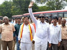 ಬೆಳಗಾವಿ ಸುವರ್ಣಸೌಧದ ಮುಂದೆ ವಾಟಾಳ್ ಬಂಧನ
