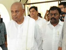 ಬಳ್ಳಾರಿ ರಾಜಕೀಯ : ಹೊಸ ದಾಳ ಉರುಳಿಸಿದ ದೇವೇಗೌಡರು!