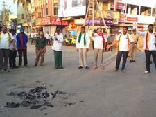  ಮಹಾದಾಯಿ ಹೋರಾಟ : ಗದಗದಲ್ಲೂ ಭುಗಿಲೆದ್ದ ರೈತರ ಆಕ್ರೋಶ