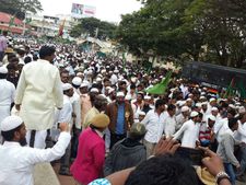 ಮೆರವಣಿಗೆಯಲ್ಲಿ ಪಾಕಿಸ್ತಾನದ ಹಾಡು: ಪ್ರಕರಣ ದಾಖಲಿಸಲು ಒತ್ತಾಯ