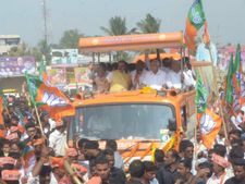 ಏ... ಎಂ.ಬಿ.ಪಾಟೀಲ ನಿನ್ನನ್ನು ಜೈಲಿಗೆ ಕಳಿಸಿಯೇ ತೀರುತ್ತೇನೆ: ಯಡಿಯೂರಪ್ಪ