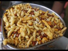 ಶಿಡ್ಲಘಟ್ಟ ಮೇಲೂರಿನ ಕಾಮಧೇನು ಸ್ವೀಟ್ಸ್ ಚೌಚೌ ಅಮೆರಿಕದವರೆಗೆ ಫೇಮಸ್