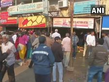 ಬೆಂಗಳೂರಾಯ್ತು, ಇಂದು ಅಹ್ಮದಾಬಾದಿನಲ್ಲಿ ಅಗ್ನಿ ದುರಂತ: 4 ಸಾವು