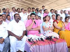 ಬೊಂಬೆ ನಾಡಲ್ಲಿ ಯೋಗೇಶ್ವರ್ ಶಕ್ತಿಪ್ರದರ್ಶನಕ್ಕೆ ದಂಗಾಗಲಿದೆಯಾ ಕಾಂಗ್ರೆಸ್?!
