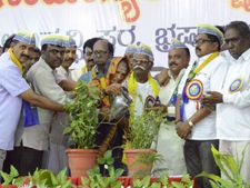 ರಾಜಕೀಯದಲ್ಲಿ ಸಂಕ್ರಮಣ, ಜನ ಸಾಮಾನ್ಯರ ಪಕ್ಷ ಉದಯ